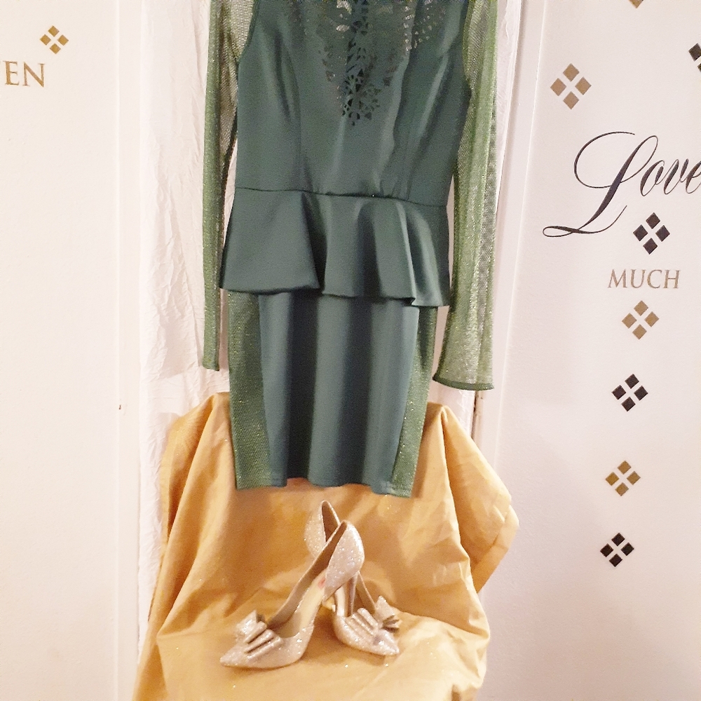 Green Dress by Katia